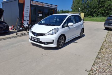 1,3 Si 100 KM klimatronik alu elektryka opłacony